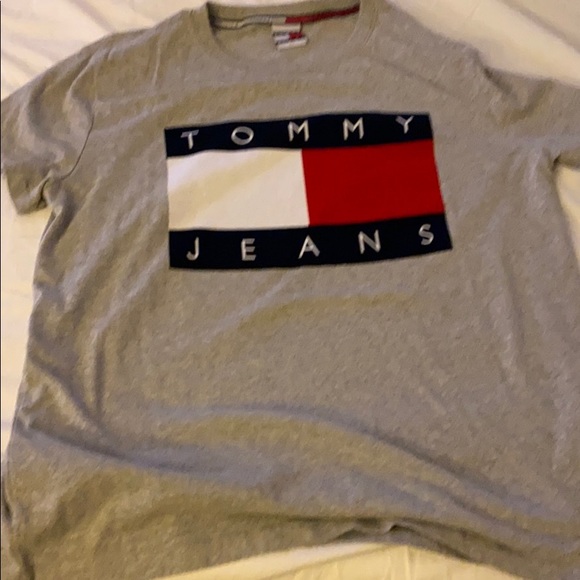 Tommy Hilfiger Other - Tommy Jeans T-Shirt